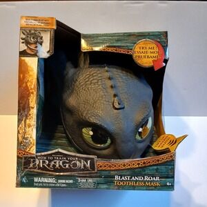 DreamWorks How to Train Your Dragon Toothless Blast & Roar Mask - New In Box!